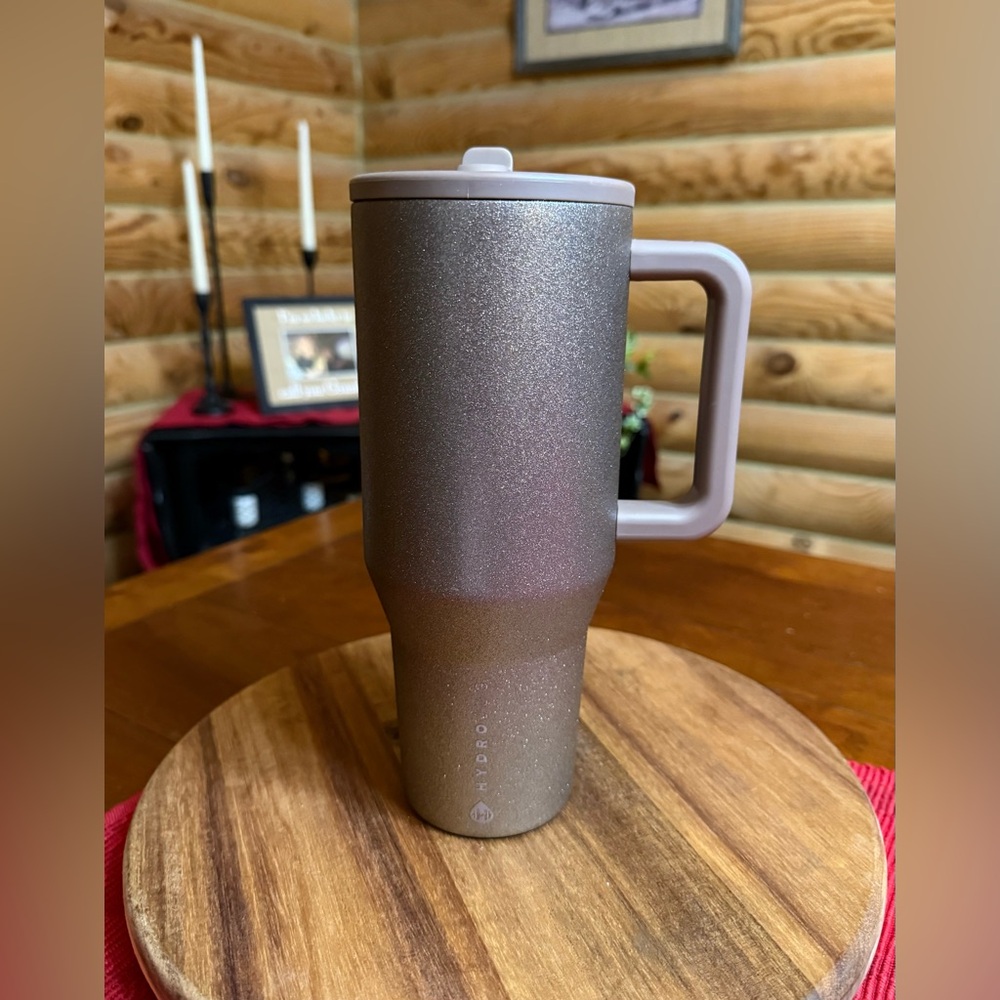 MIST HydroJug 32oz Traveler Tumbler